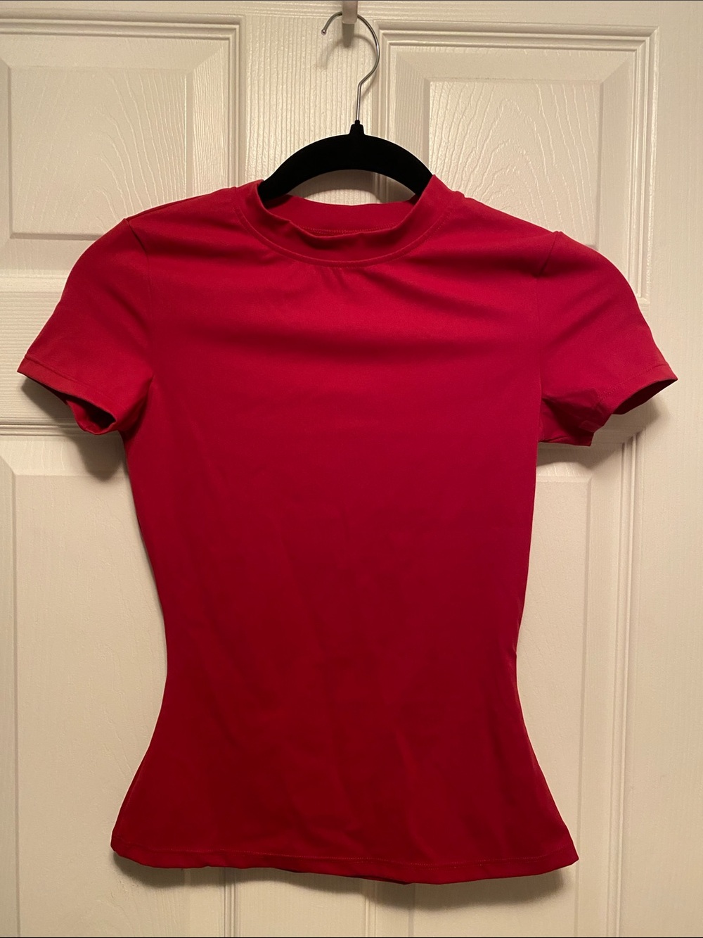 Classic Women's Red Short-Sleeve Top…size S